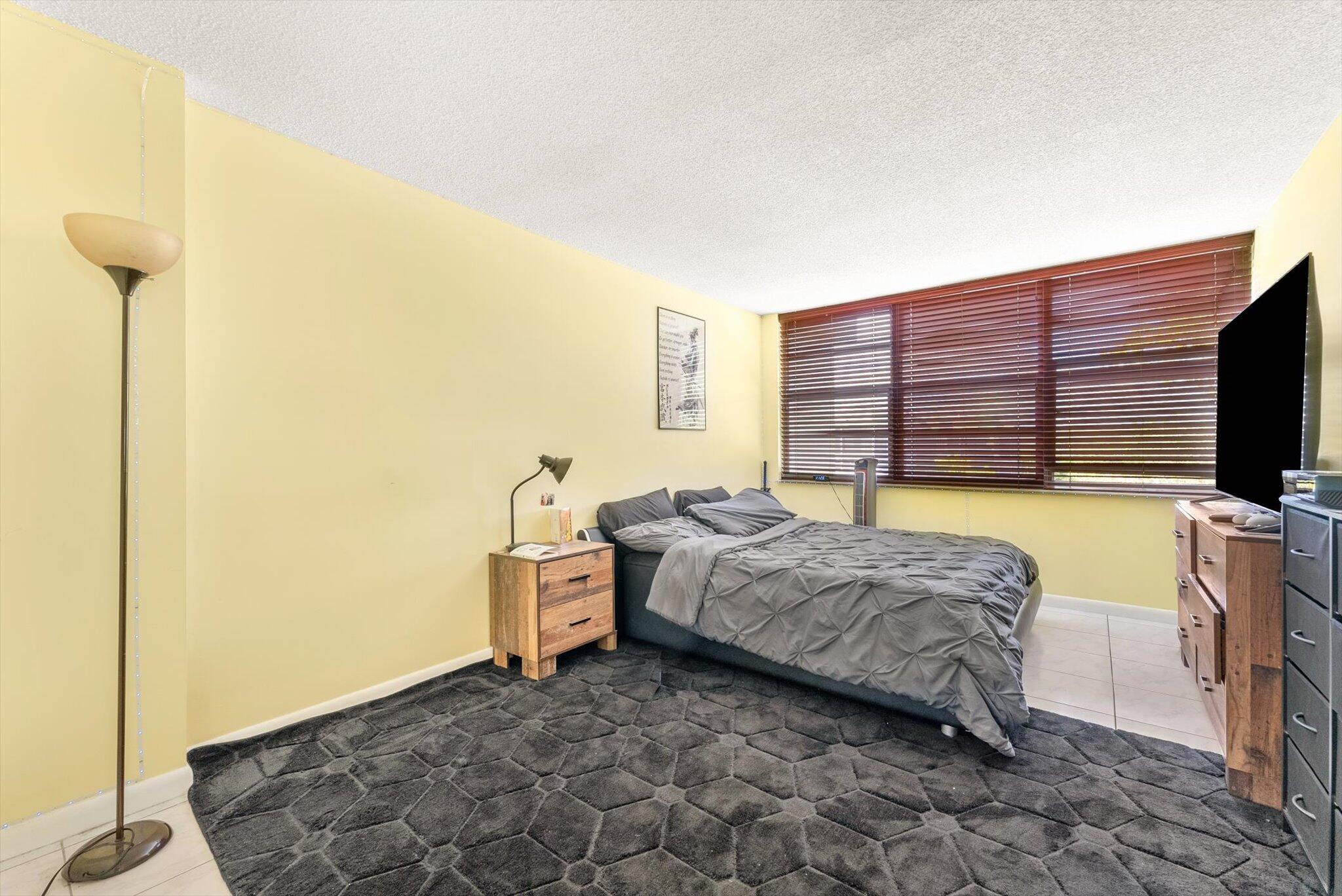 WATERGATE CONDOMINIUM NO 1 - Residential