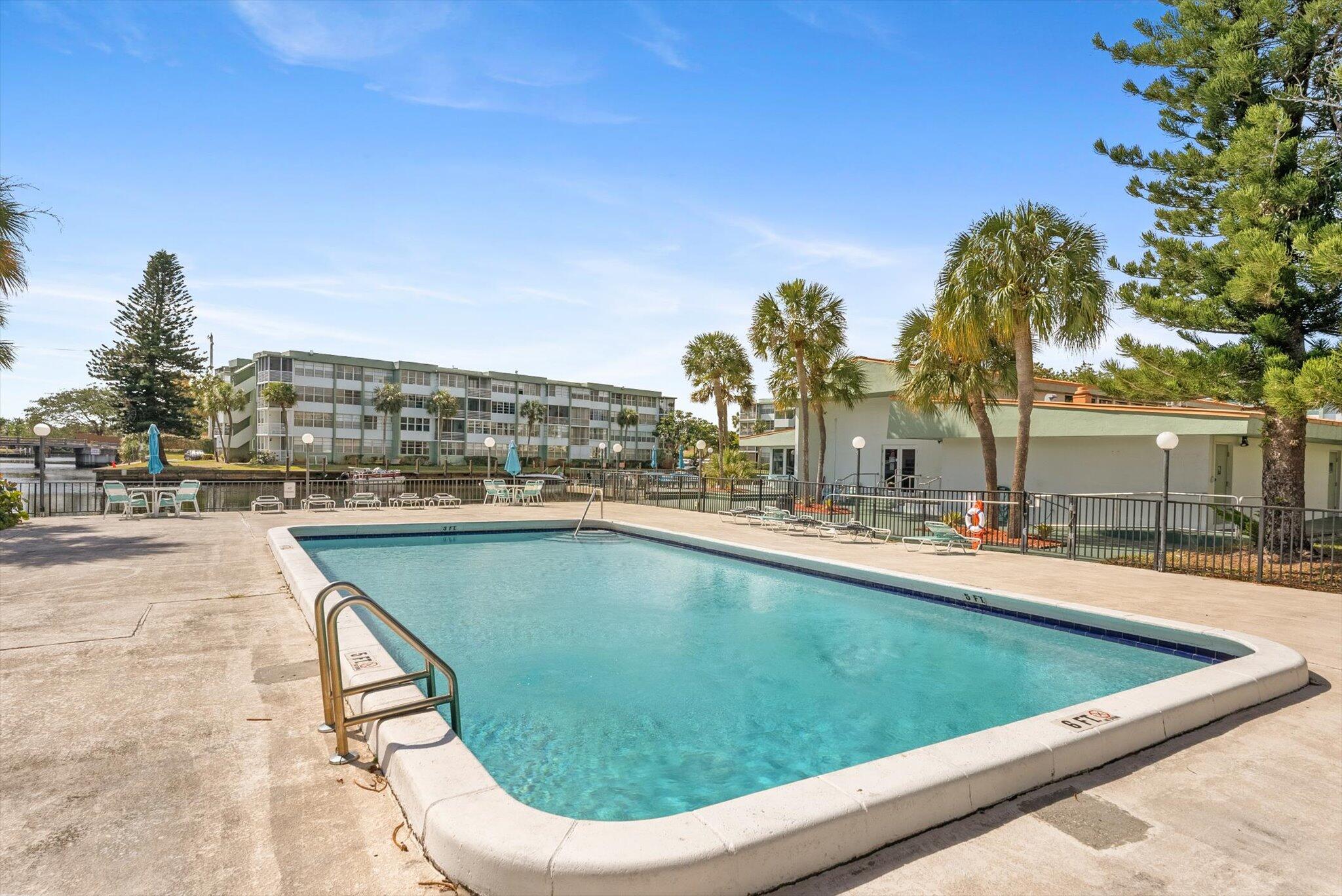 WATERGATE CONDOMINIUM NO 1 - Residential