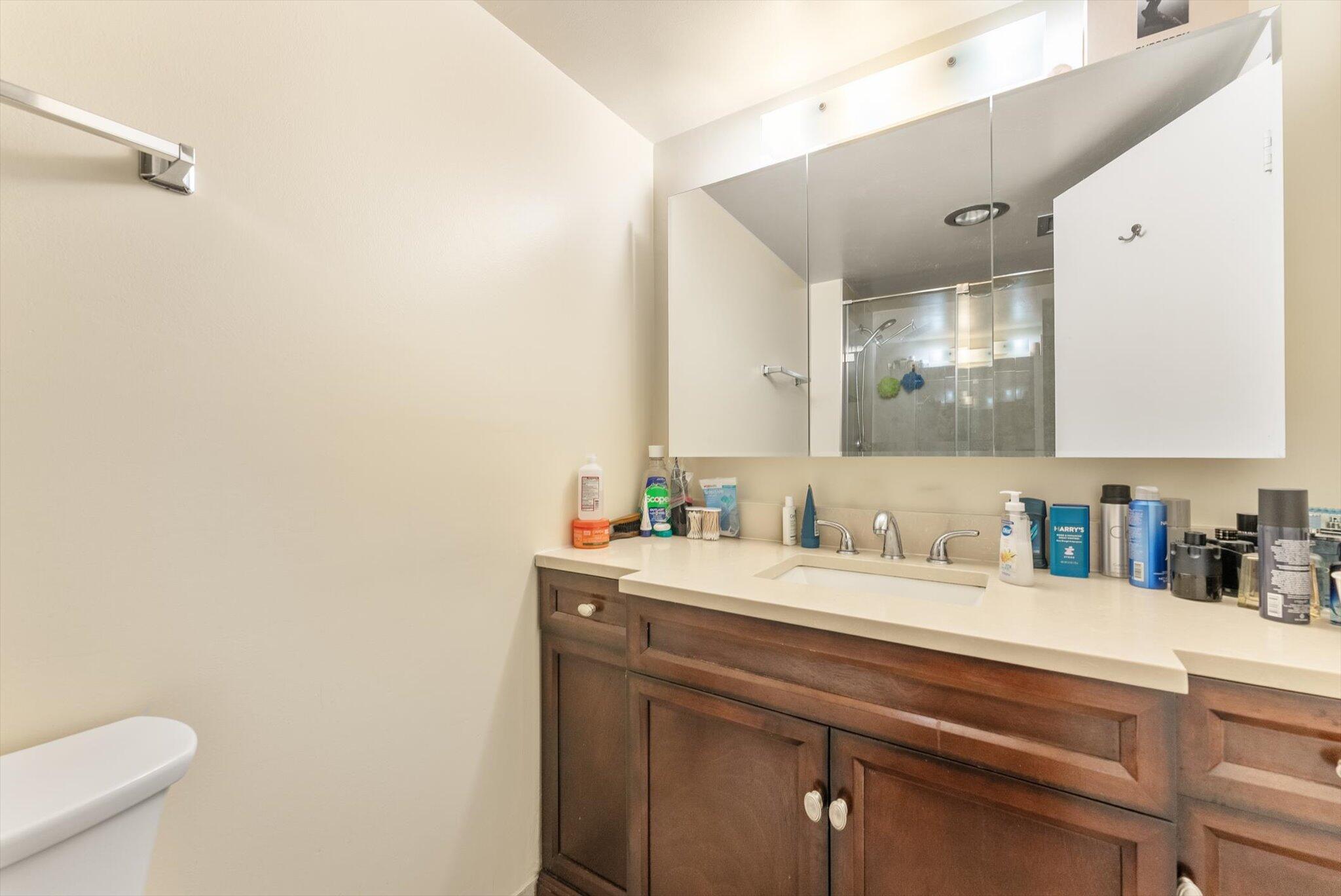 WATERGATE CONDOMINIUM NO 1 - Residential