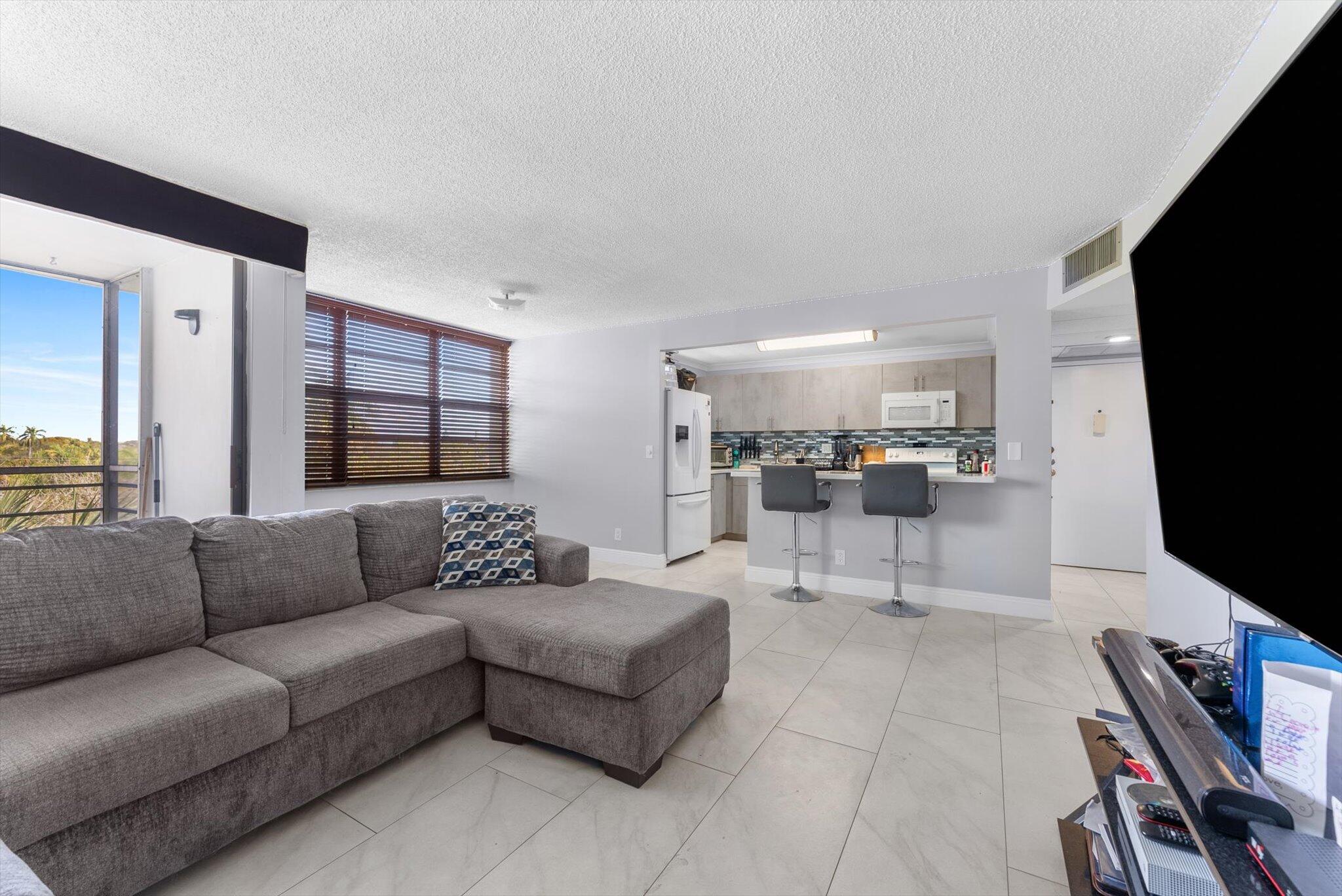 WATERGATE CONDOMINIUM NO 1 - Residential