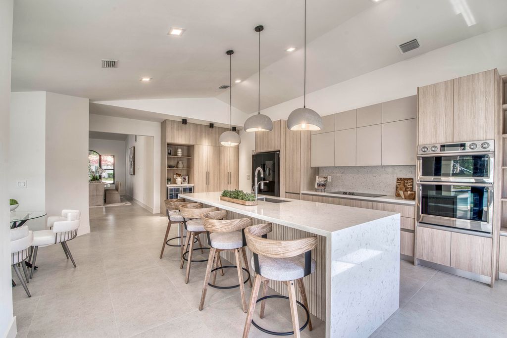 Photo of 18910 Sweet Pepper Court, Jupiter, FL 33458 (MLS # B26013637)