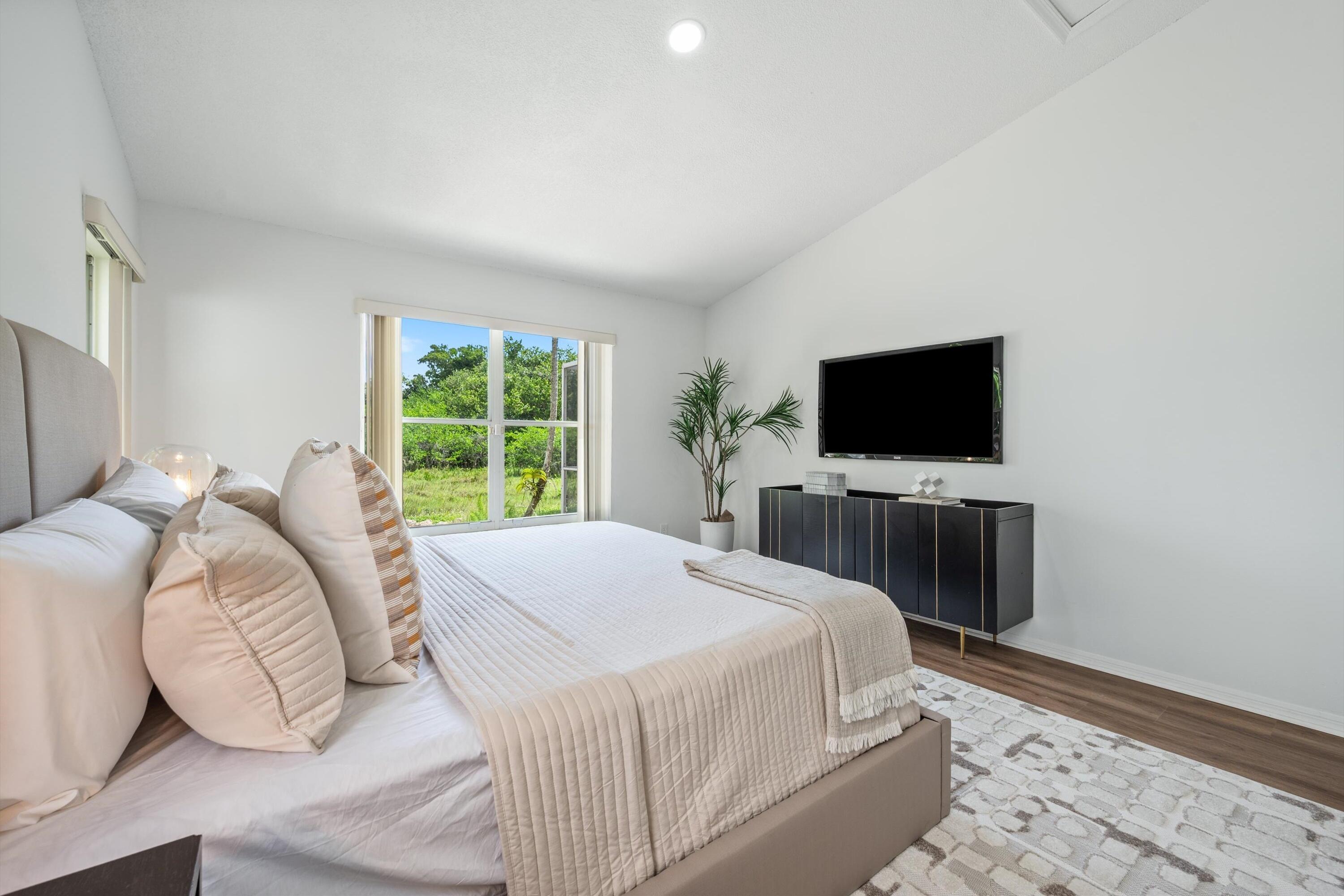 SILVER LAKES AT PEMBROKE PINES - Residential