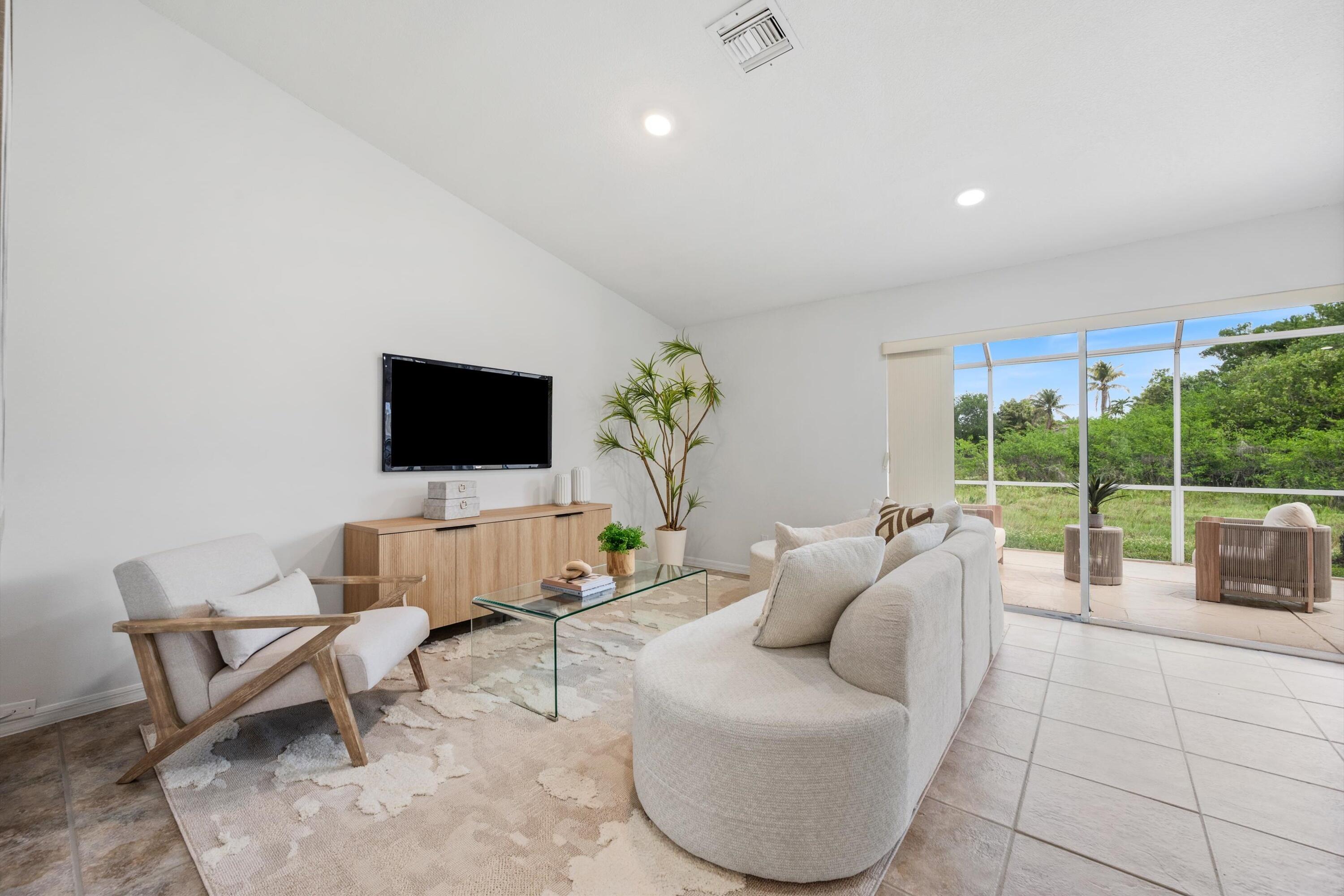 SILVER LAKES AT PEMBROKE PINES - Residential