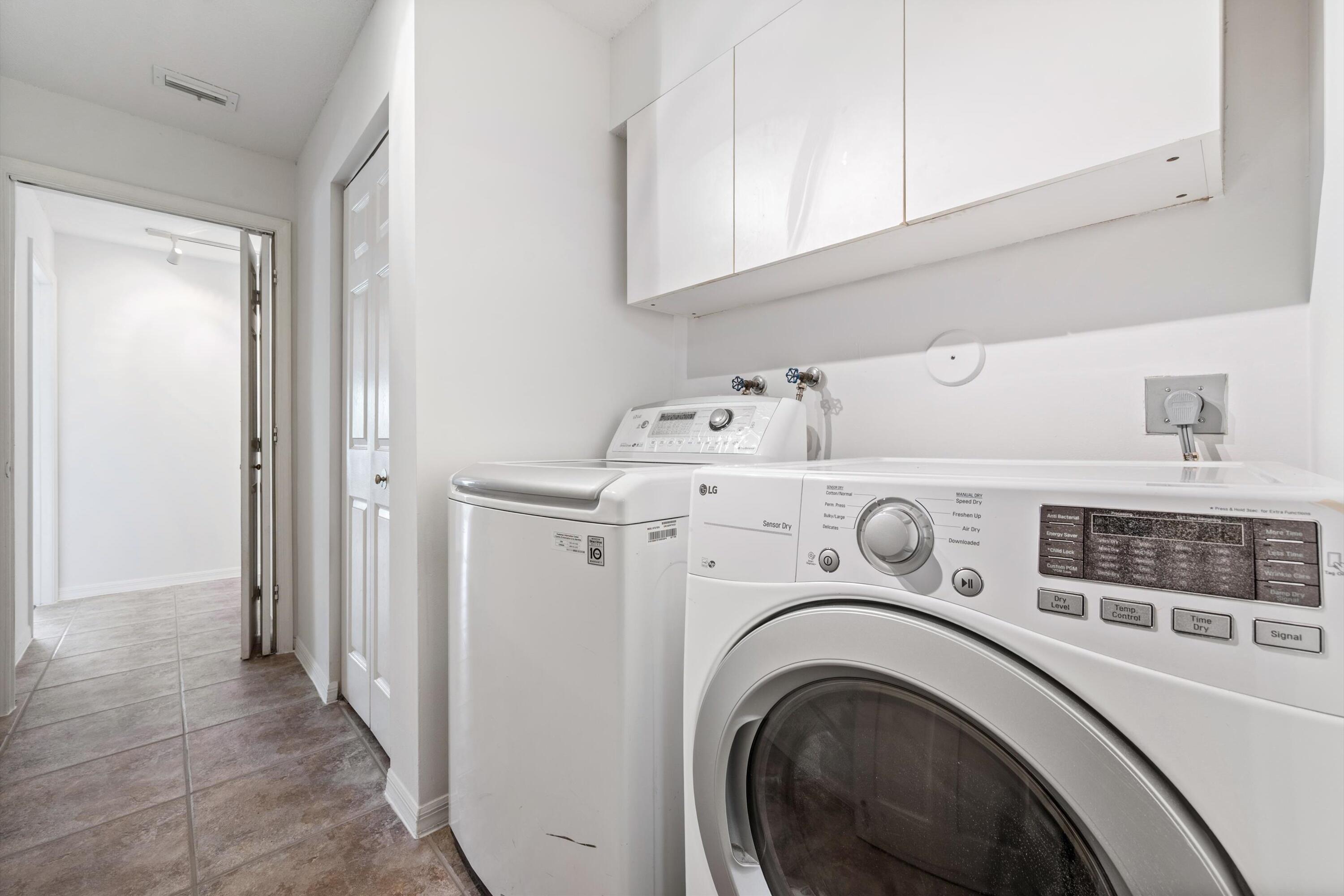 SILVER LAKES AT PEMBROKE PINES - Residential