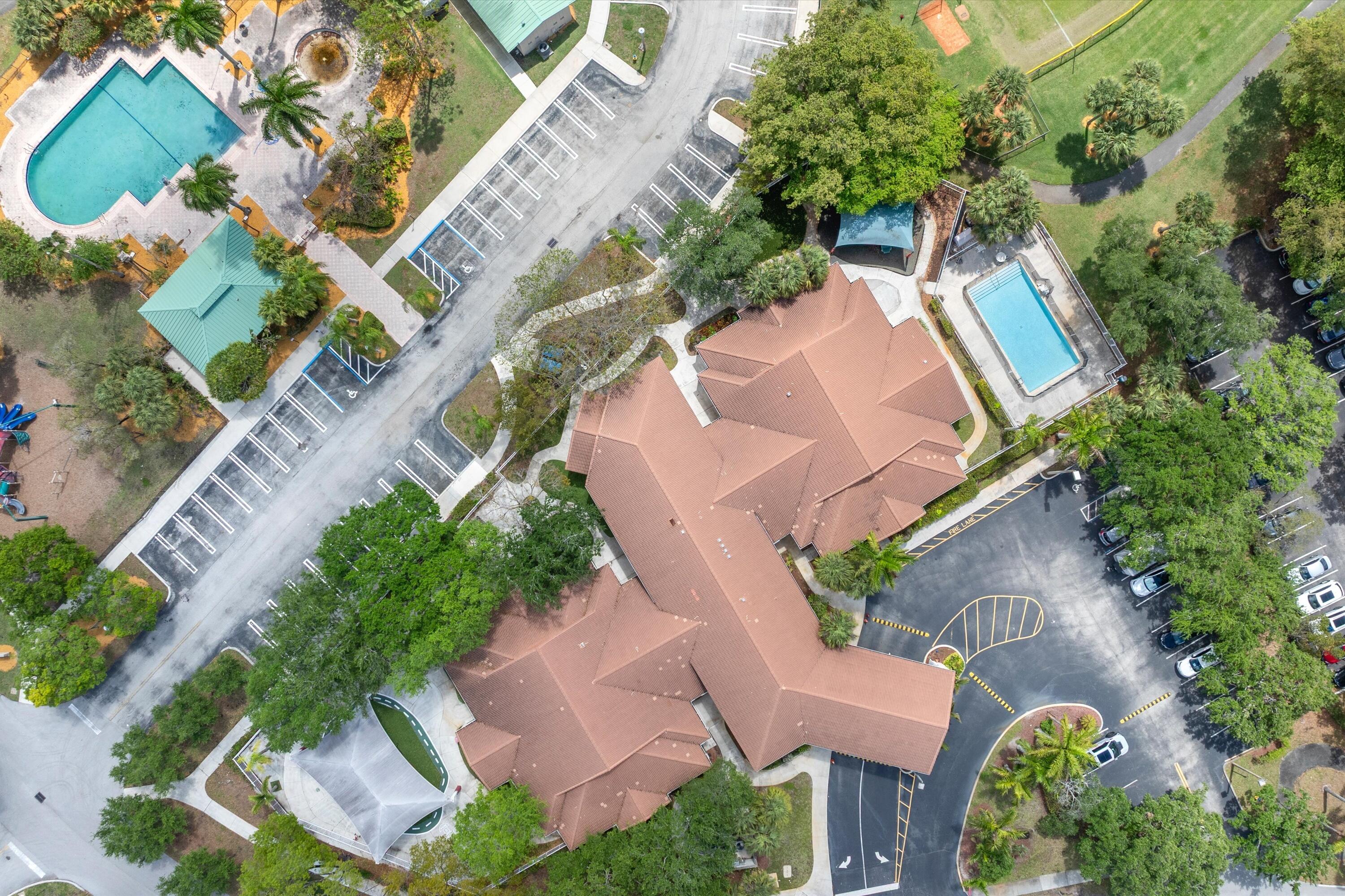 SILVER LAKES AT PEMBROKE PINES - Residential
