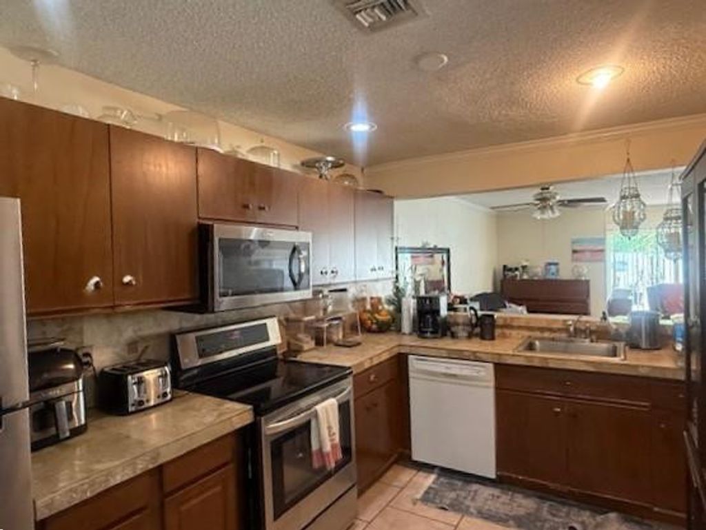 Photo of 795 Crystal Lake Drive #795, Deerfield Beach, FL 33064 (MLS # F10517446)