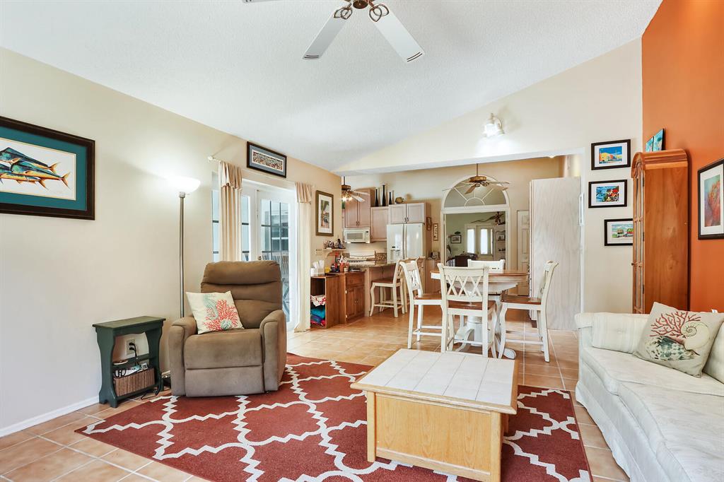 PORT ST LUCIE FLORESTA PINES UNIT 3 - Residential