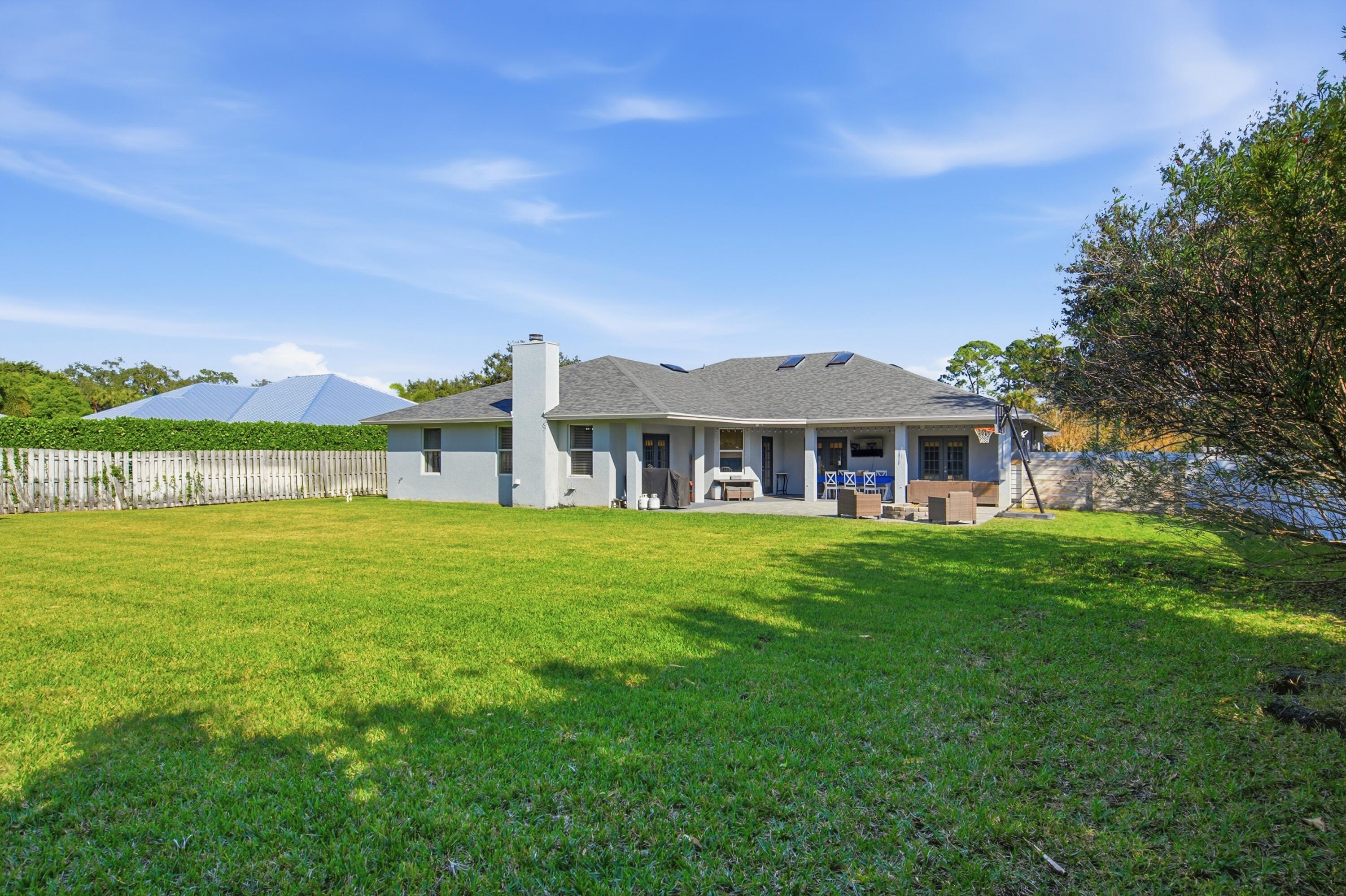 SOUTHERN OAK ESTATES - Residential