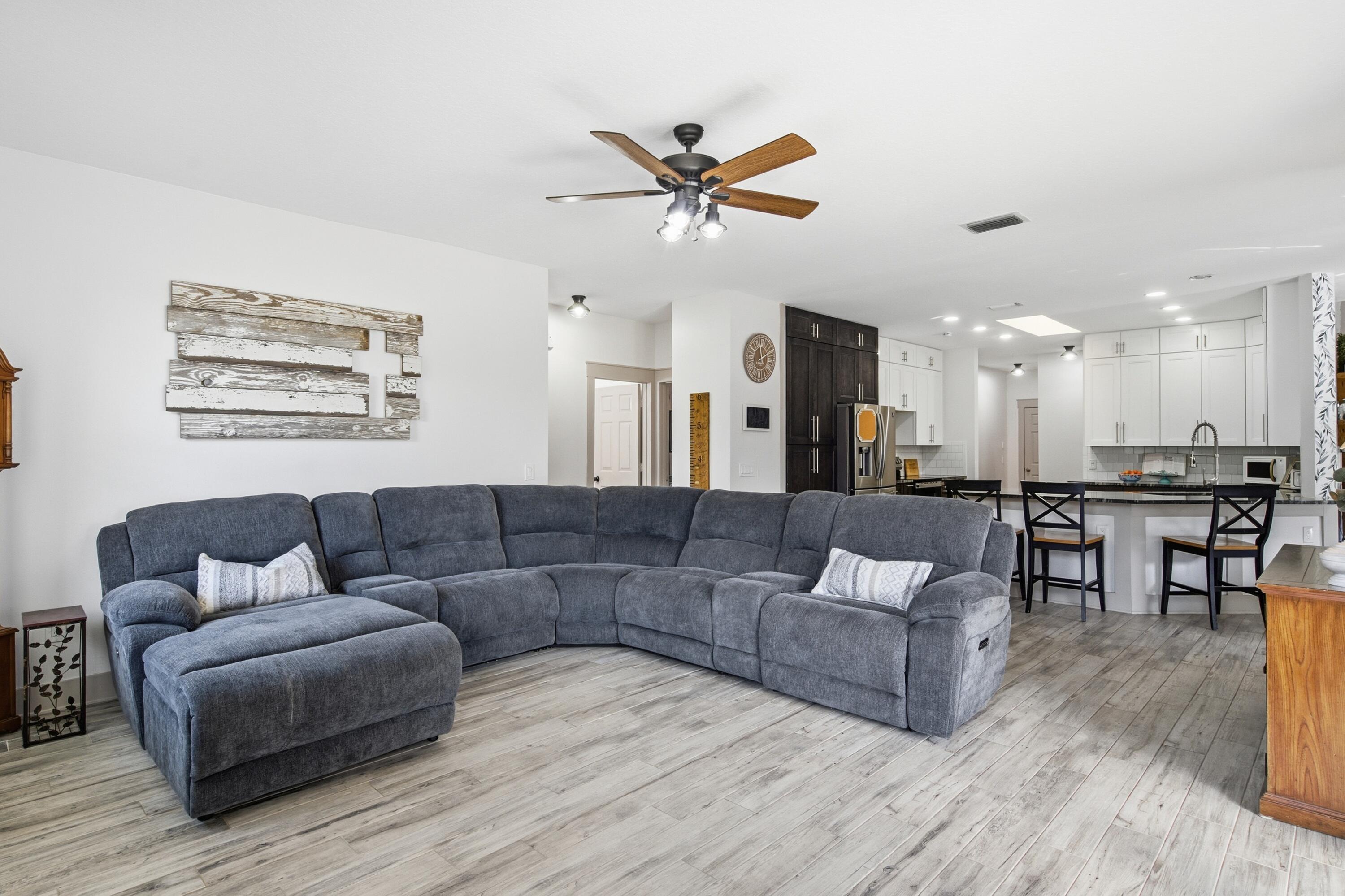 SOUTHERN OAK ESTATES - Residential