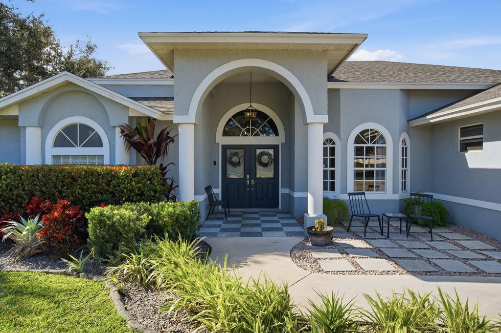 Photo of 5317 Stately Oaks Street, Fort Pierce, FL 34981 (MLS # R11157129)