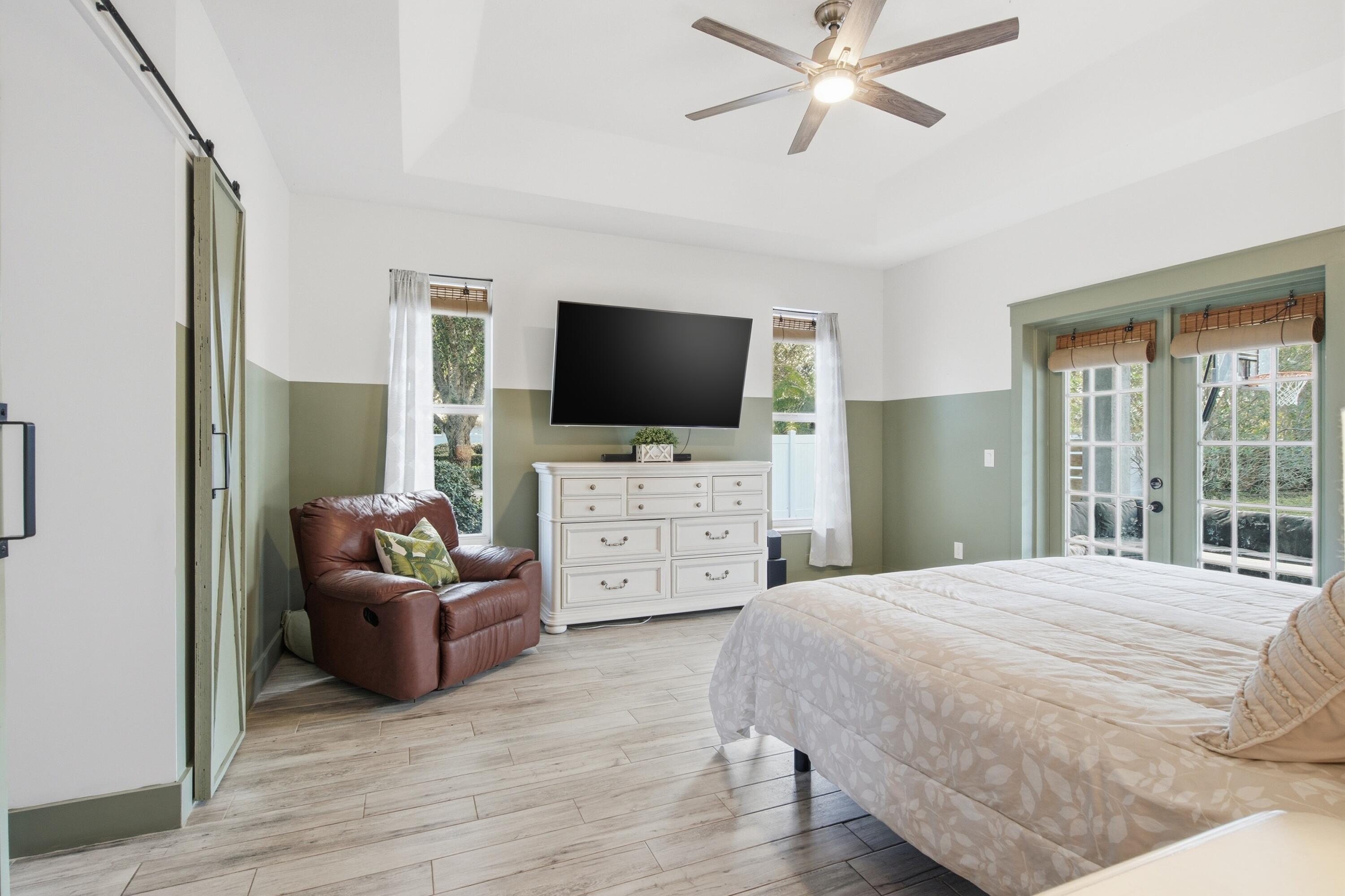 SOUTHERN OAK ESTATES - Residential