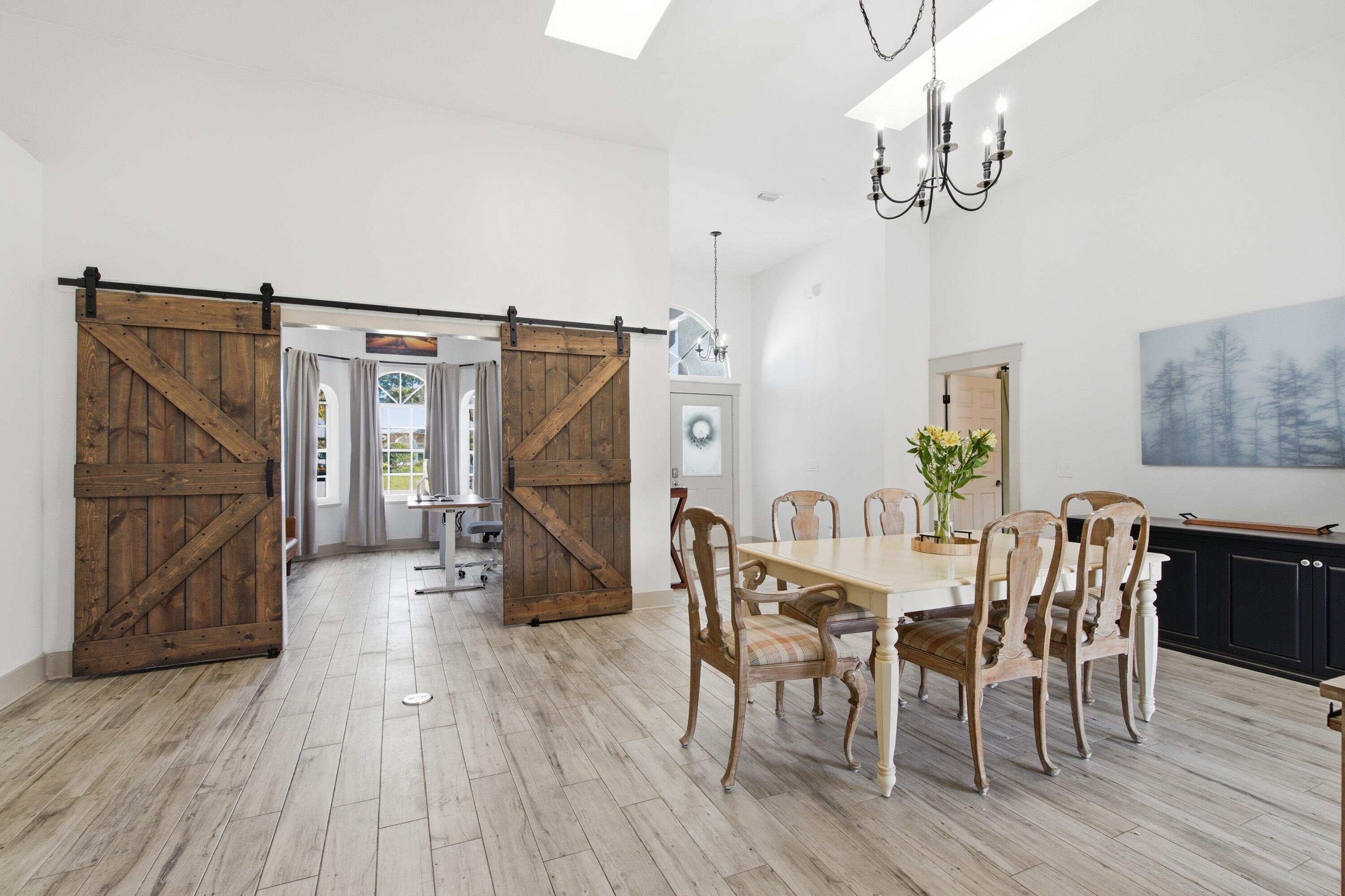 SOUTHERN OAK ESTATES - Residential