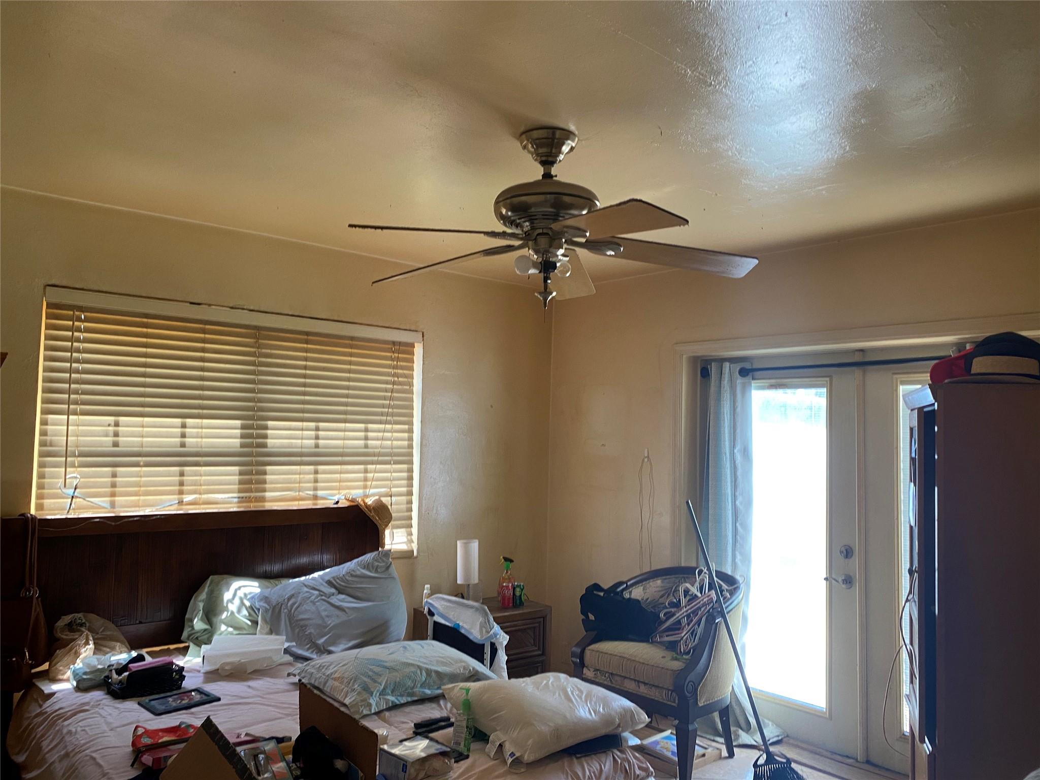 38 NE 29th St, Wilton Manors, FL, 33334/$525,000 4 38 NE 29th St
