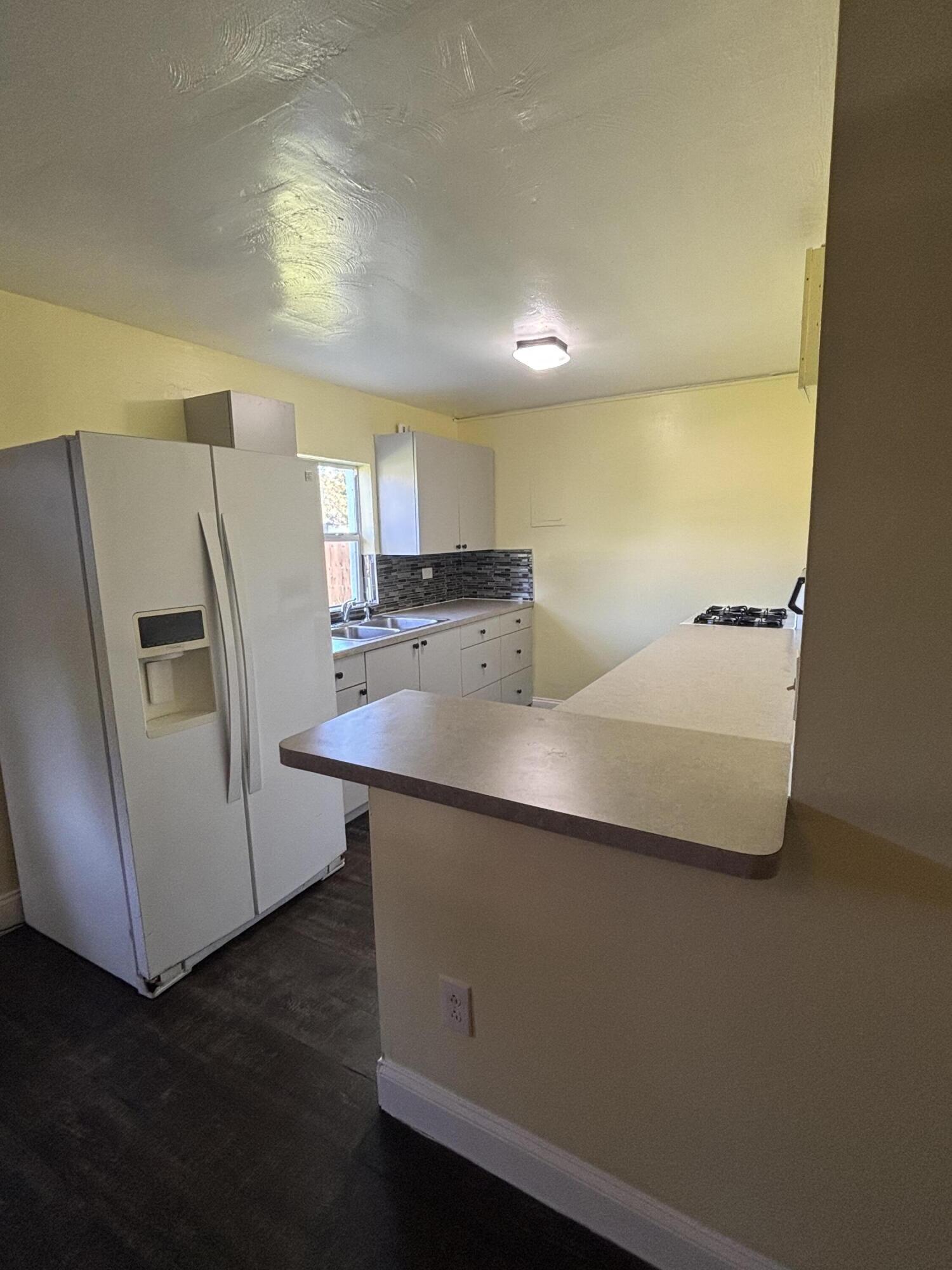 JEANART PARK - Residential Lease