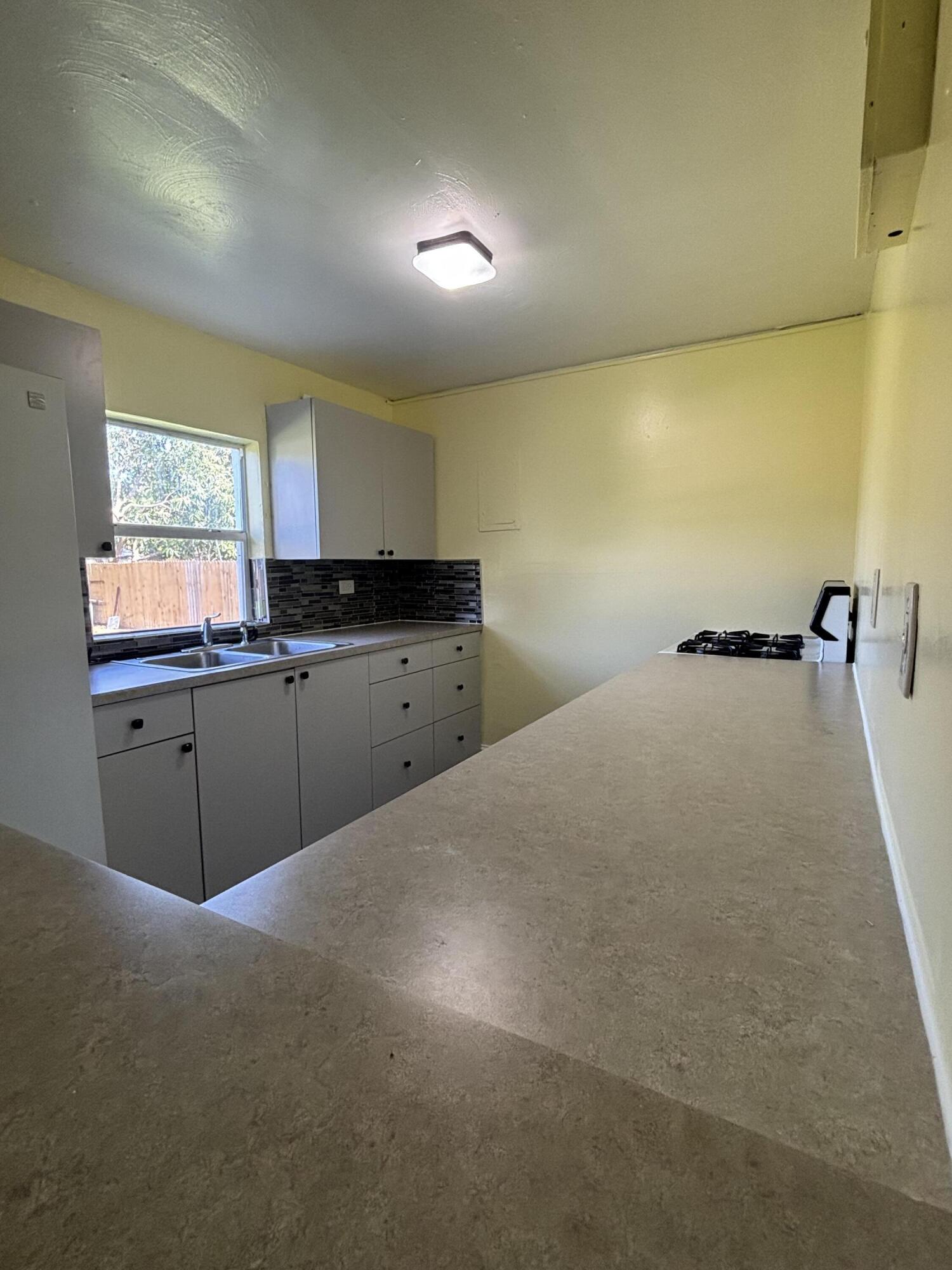 JEANART PARK - Residential Lease