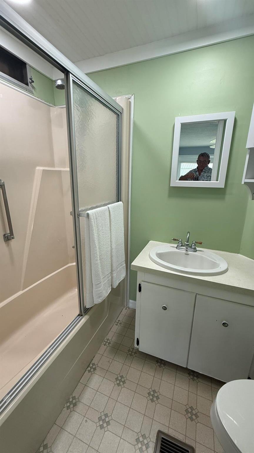 CAMBRIDGE AT HERITAGE RID - Residential