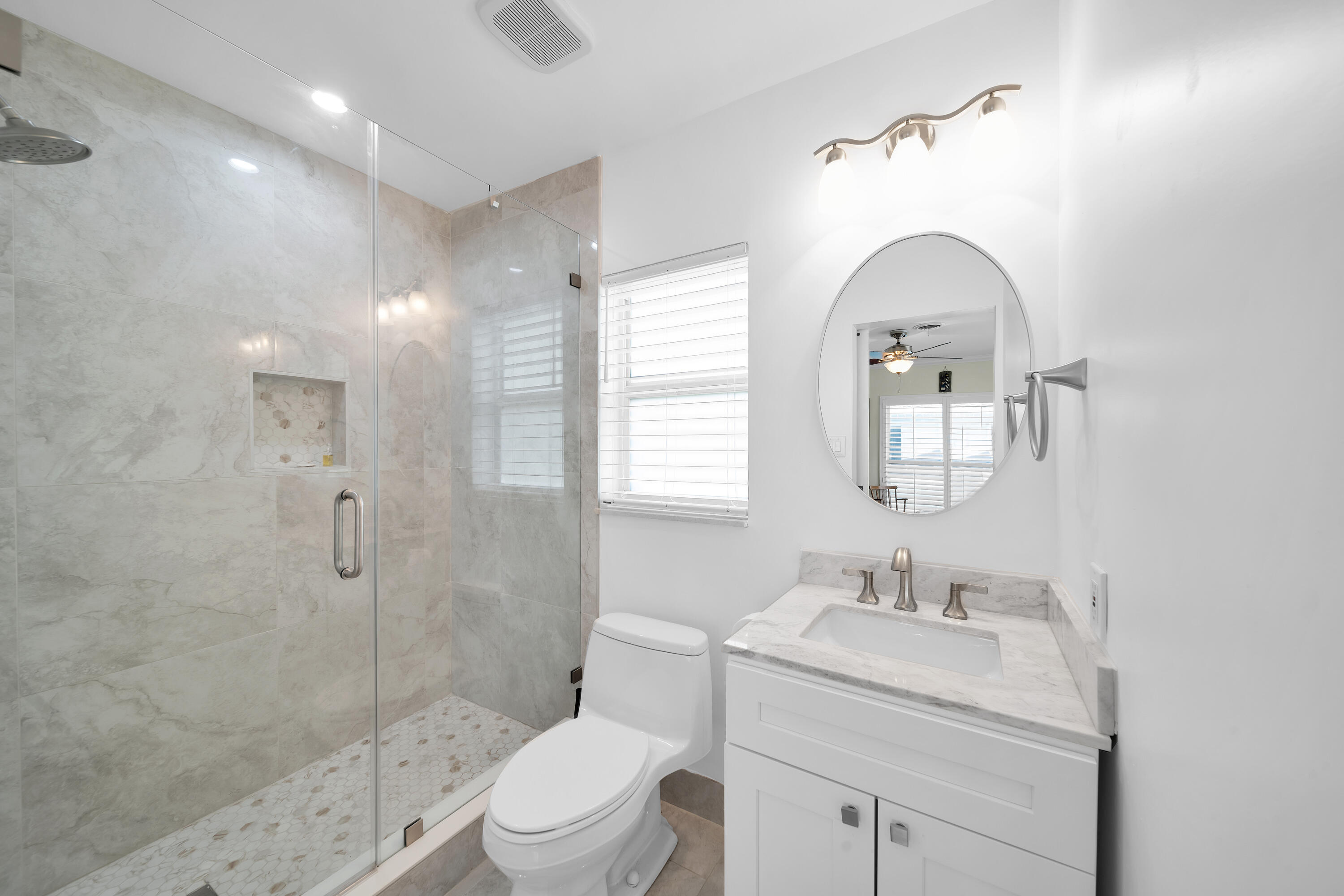 SANTA BARBARA SHORES - Residential