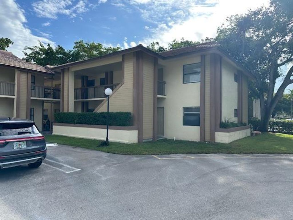 Photo of 11315 Royal Palm Boulevard #H-3, Coral Springs, FL 33065 (MLS # F10515936)