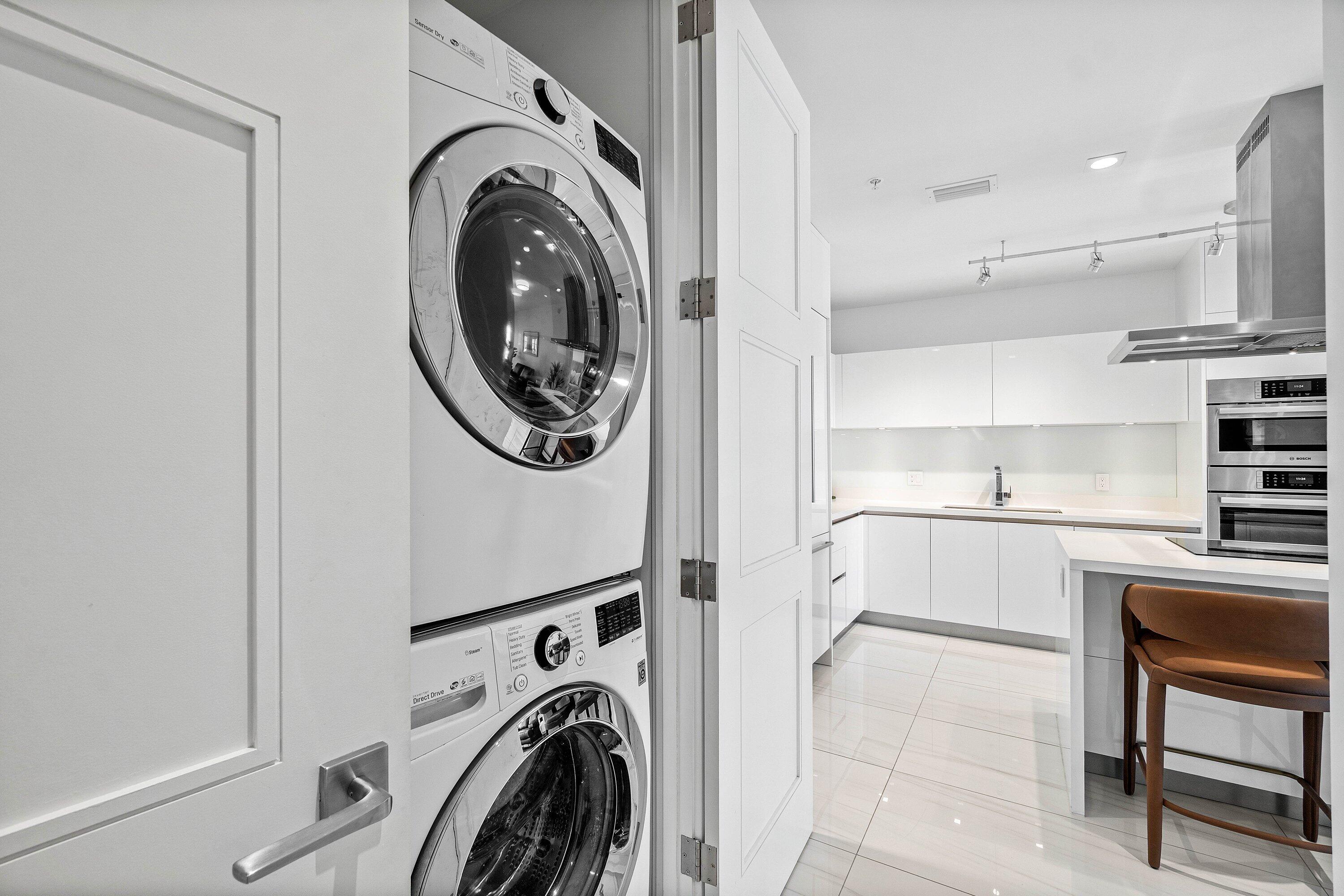 TOWER 155 CONDO - Residential