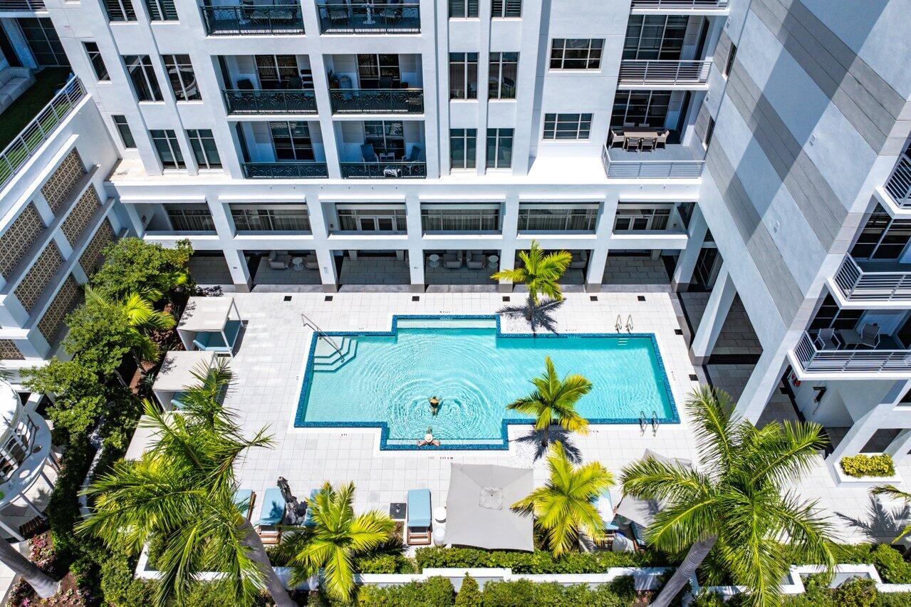 TOWER 155 CONDO - Residential