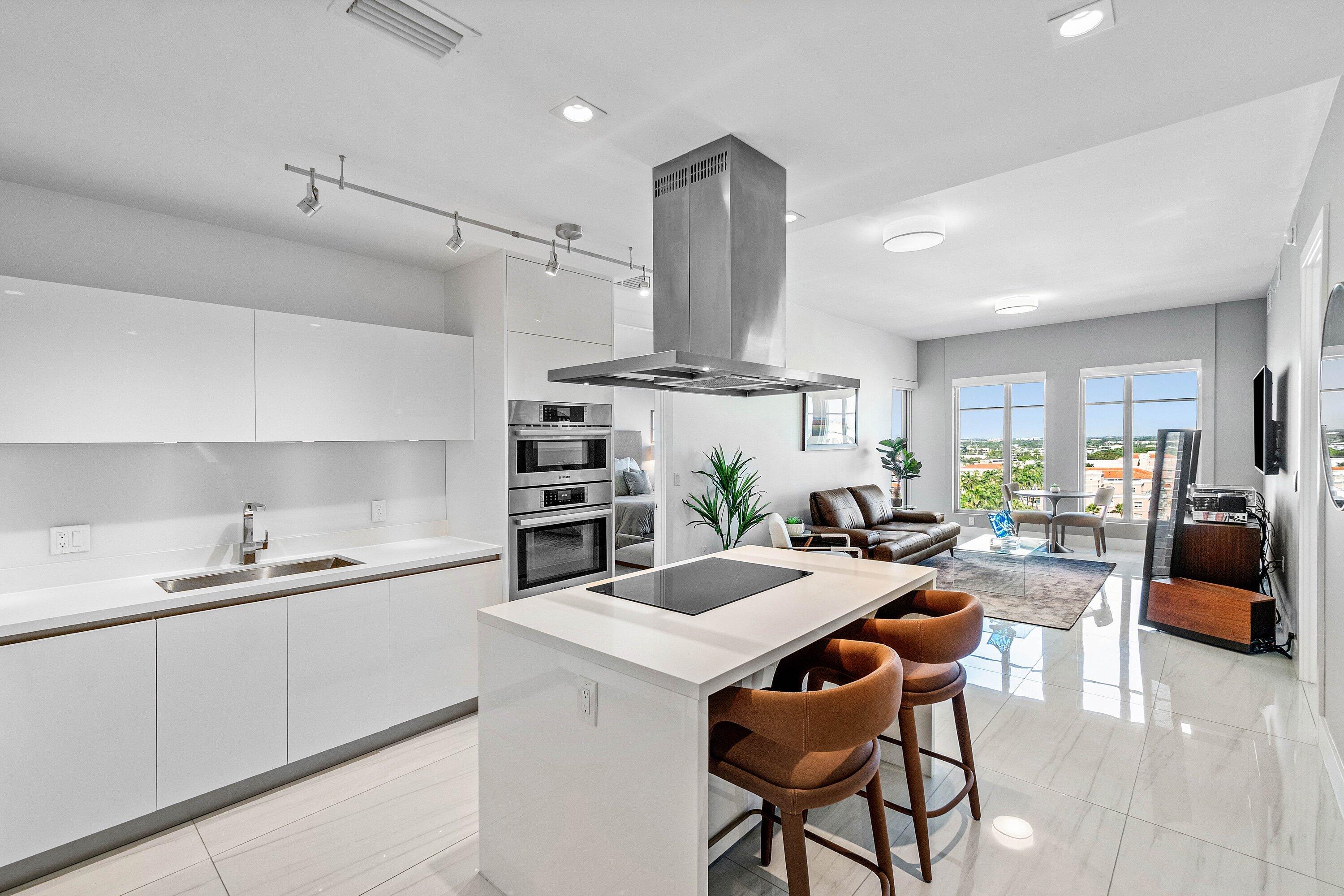 TOWER 155 CONDO - Residential