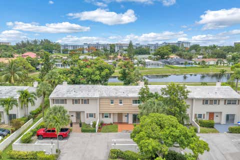 Tiny photo for 3119 N PALM AIRE Drive #3119, Pompano Beach, FL 33069 (MLS # B26053011)