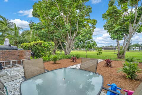 Tiny photo for 3119 N PALM AIRE Drive #3119, Pompano Beach, FL 33069 (MLS # B26053011)