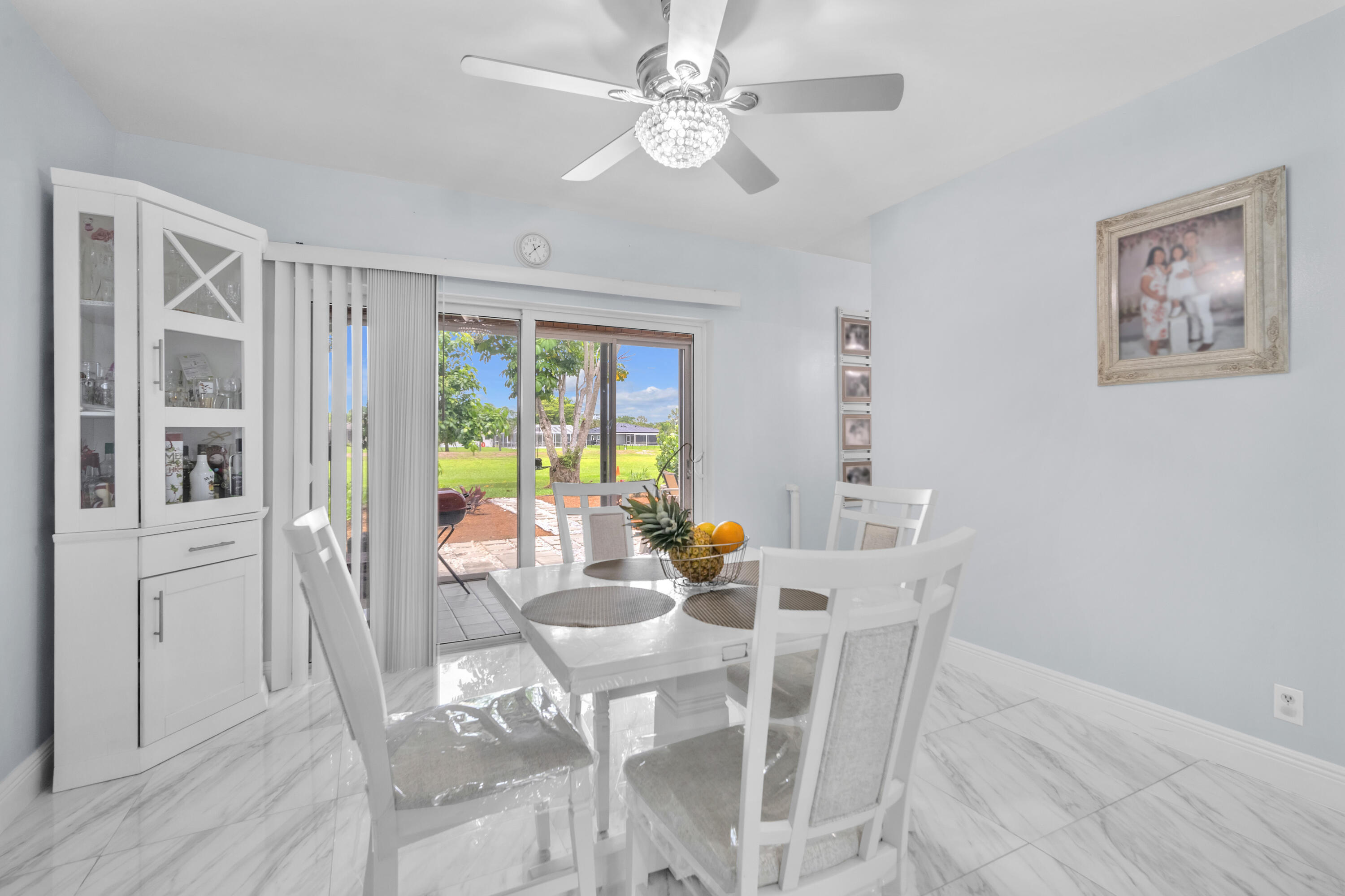 3119 N PALM AIRE Drive 3119