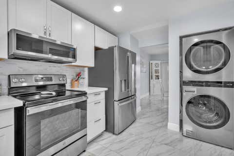 Tiny photo for 3119 N PALM AIRE Drive #3119, Pompano Beach, FL 33069 (MLS # B26053011)