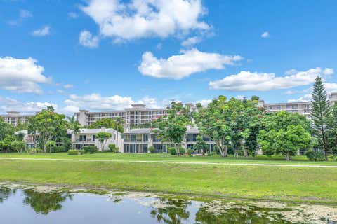 Tiny photo for 3119 N PALM AIRE Drive #3119, Pompano Beach, FL 33069 (MLS # B26053011)