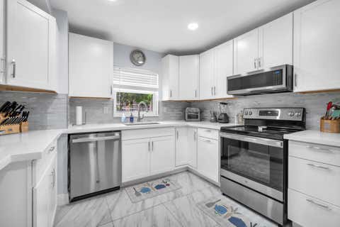 Tiny photo for 3119 N PALM AIRE Drive #3119, Pompano Beach, FL 33069 (MLS # B26053011)