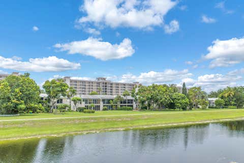 Tiny photo for 3119 N PALM AIRE Drive #3119, Pompano Beach, FL 33069 (MLS # B26053011)