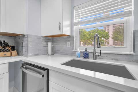 Tiny photo for 3119 N PALM AIRE Drive #3119, Pompano Beach, FL 33069 (MLS # B26053011)