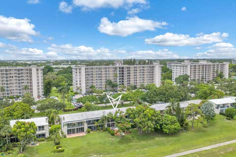 Tiny photo for 3119 N PALM AIRE Drive #3119, Pompano Beach, FL 33069 (MLS # B26053011)
