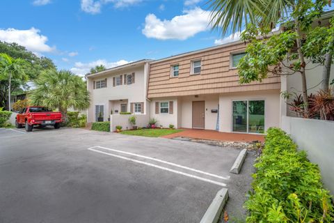 Tiny photo for 3119 N PALM AIRE Drive #3119, Pompano Beach, FL 33069 (MLS # B26053011)
