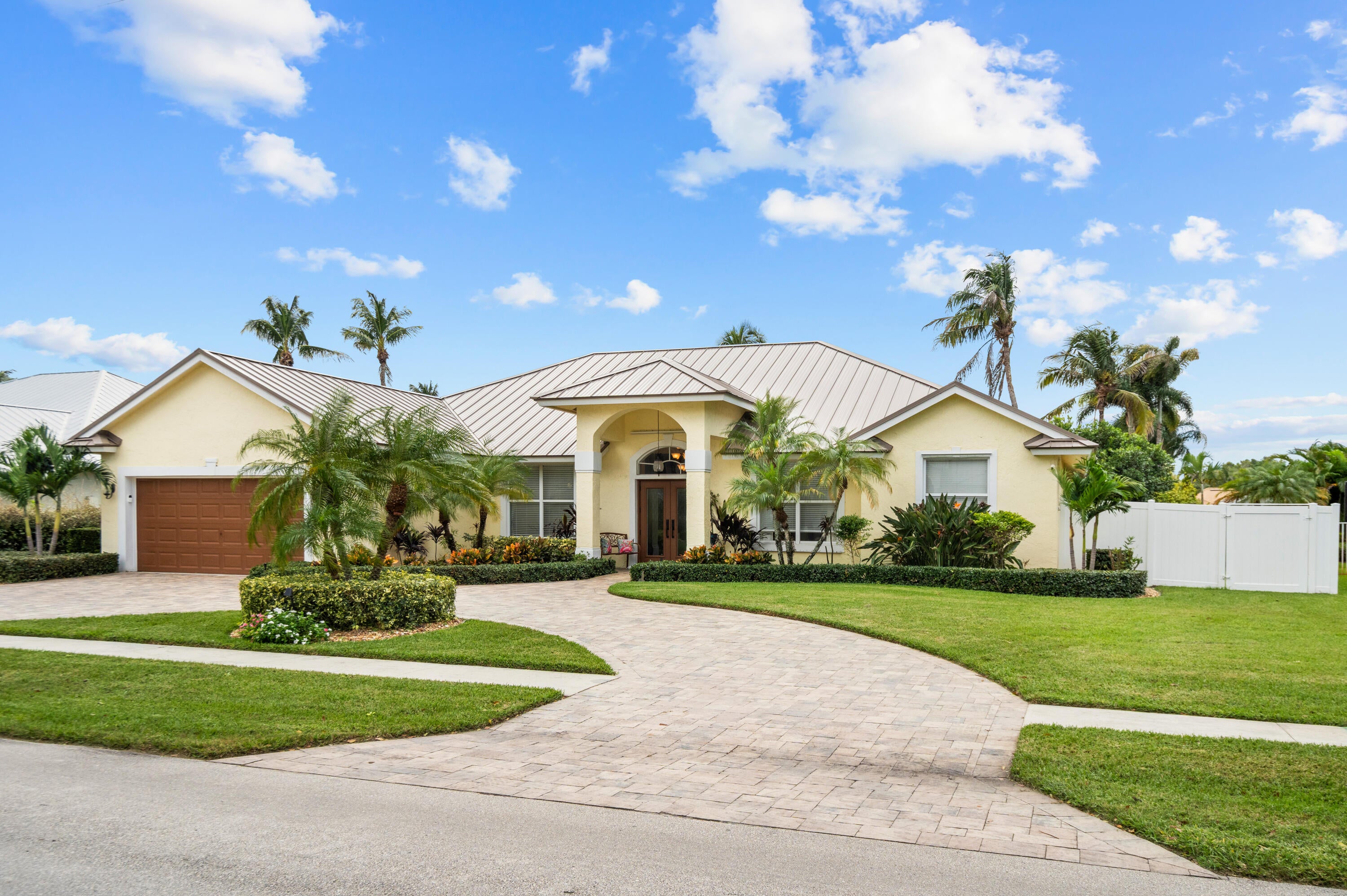 19048 SE Loxahatchee River Road