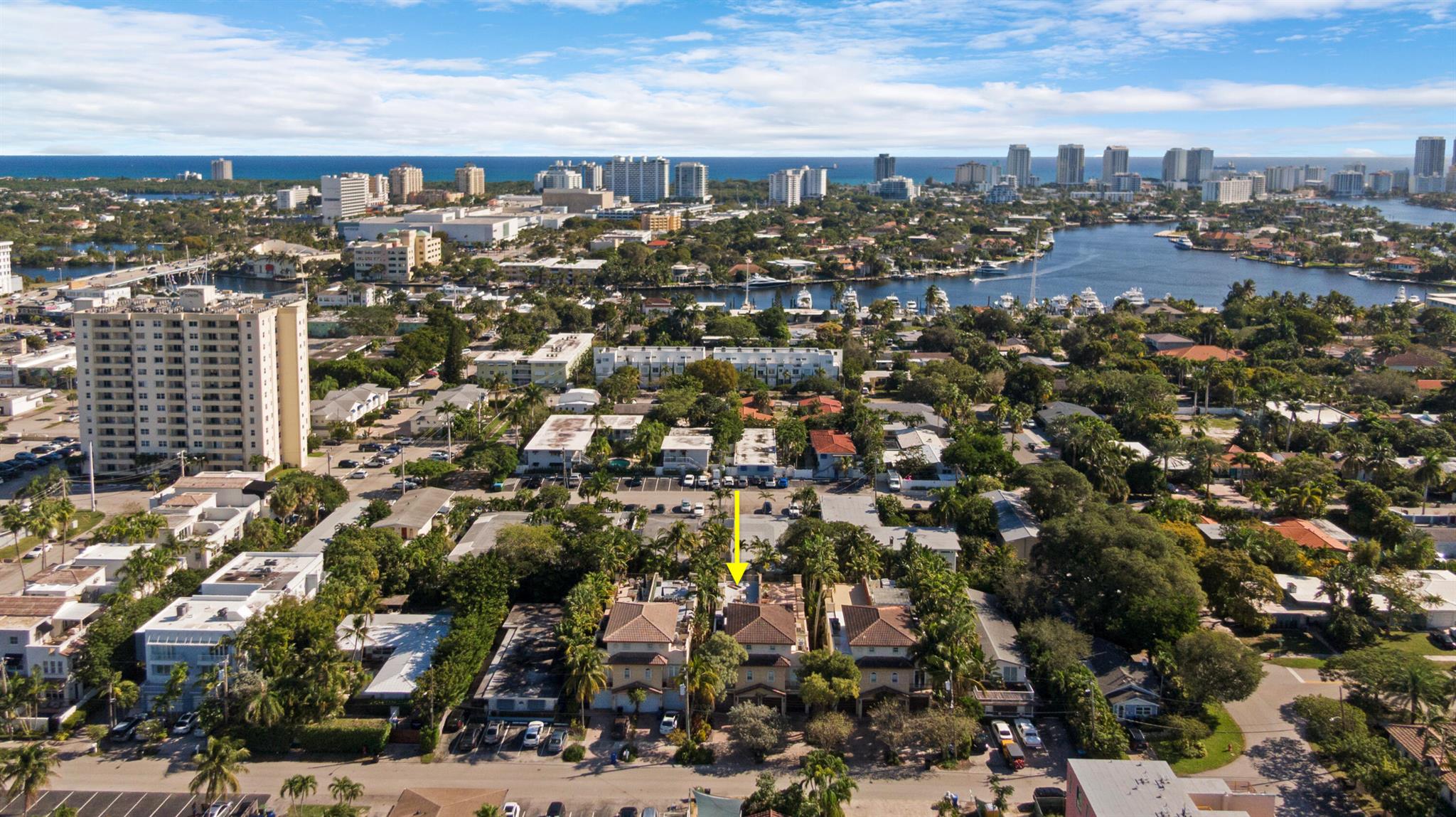 View photos, virtual tours, details... 814 N Victoria Park Road