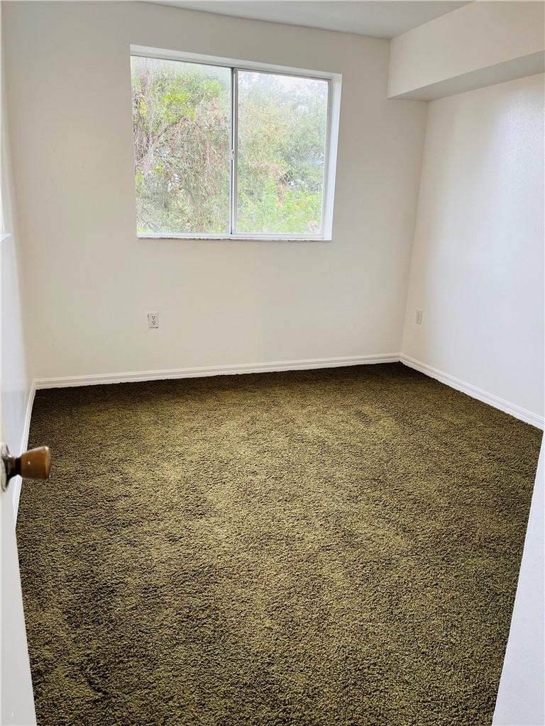 THE OAKS AT MIAMI GARDENS - Residential