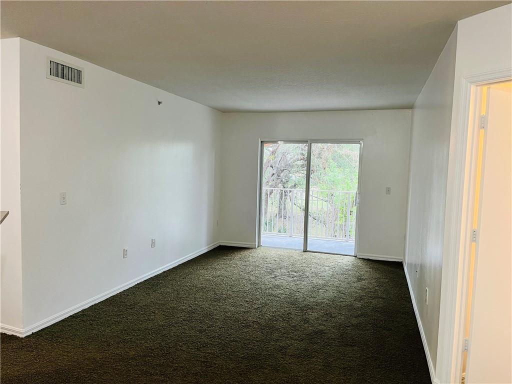 THE OAKS AT MIAMI GARDENS - Residential