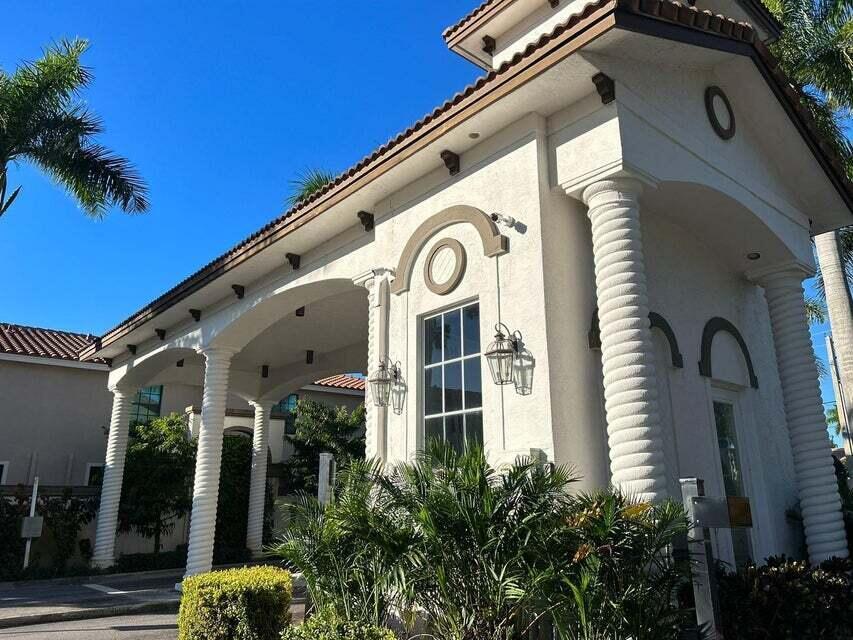 MEDITERRANEA - Residential