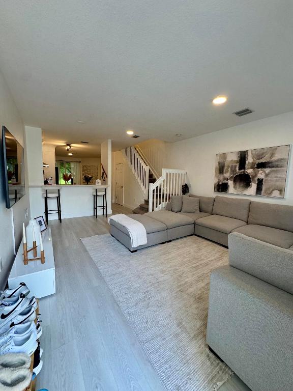 4199 Napoli Lake Drive