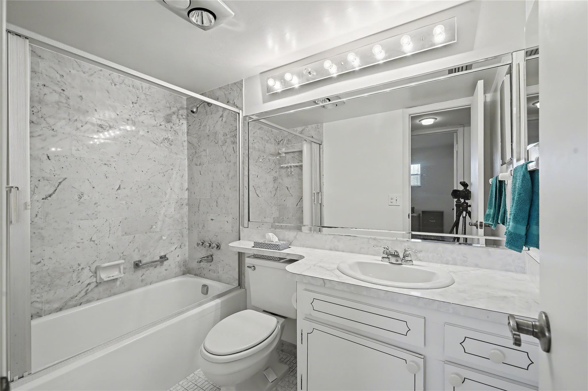 Hollybrook Golf & Tennis - Residential