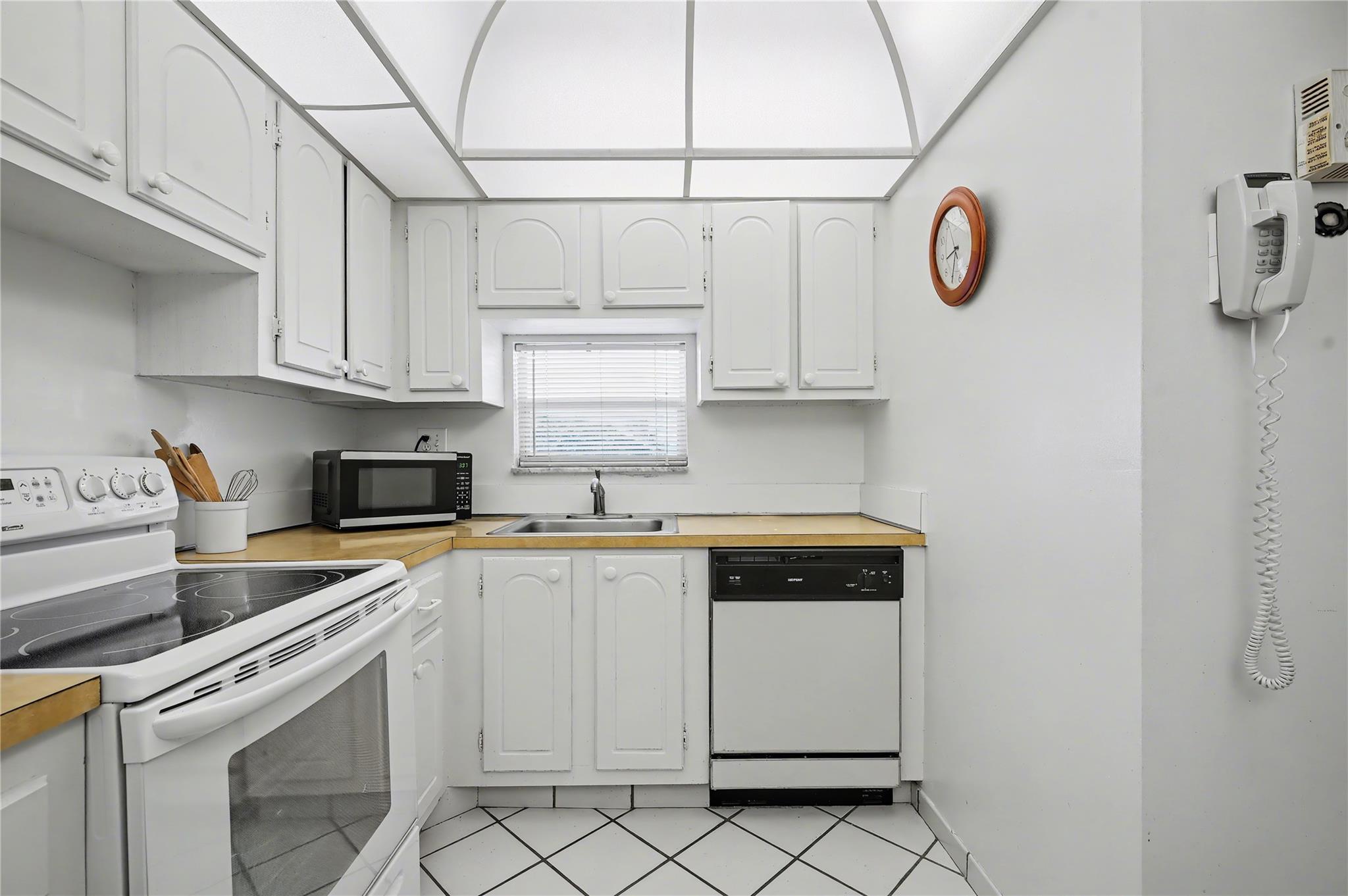 Hollybrook Golf & Tennis - Residential