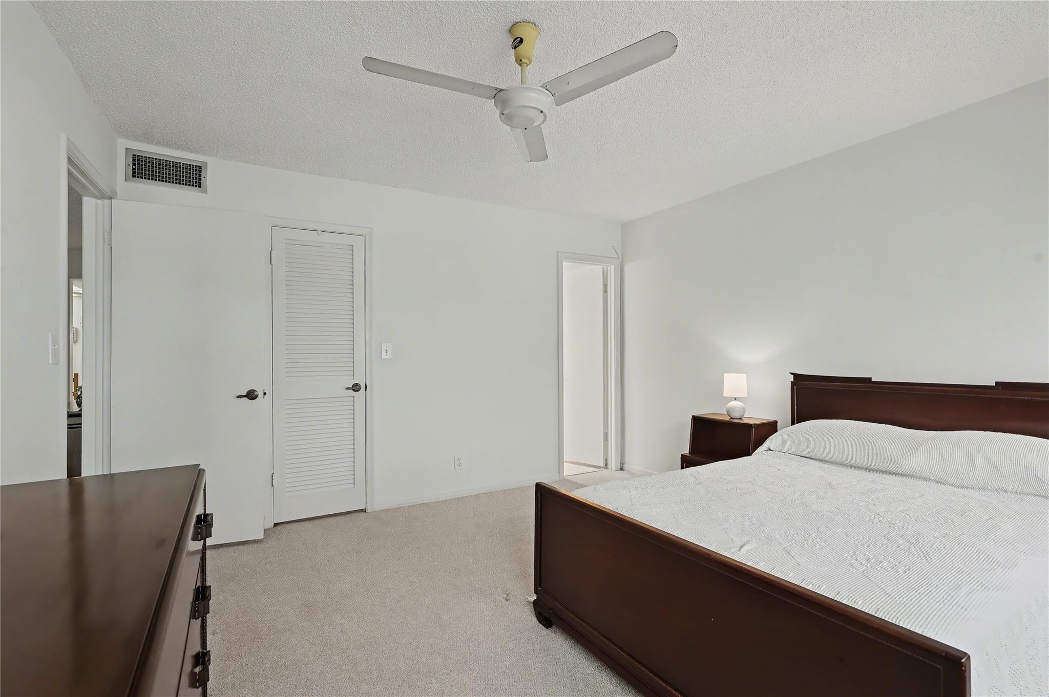 Hollybrook Golf & Tennis - Residential