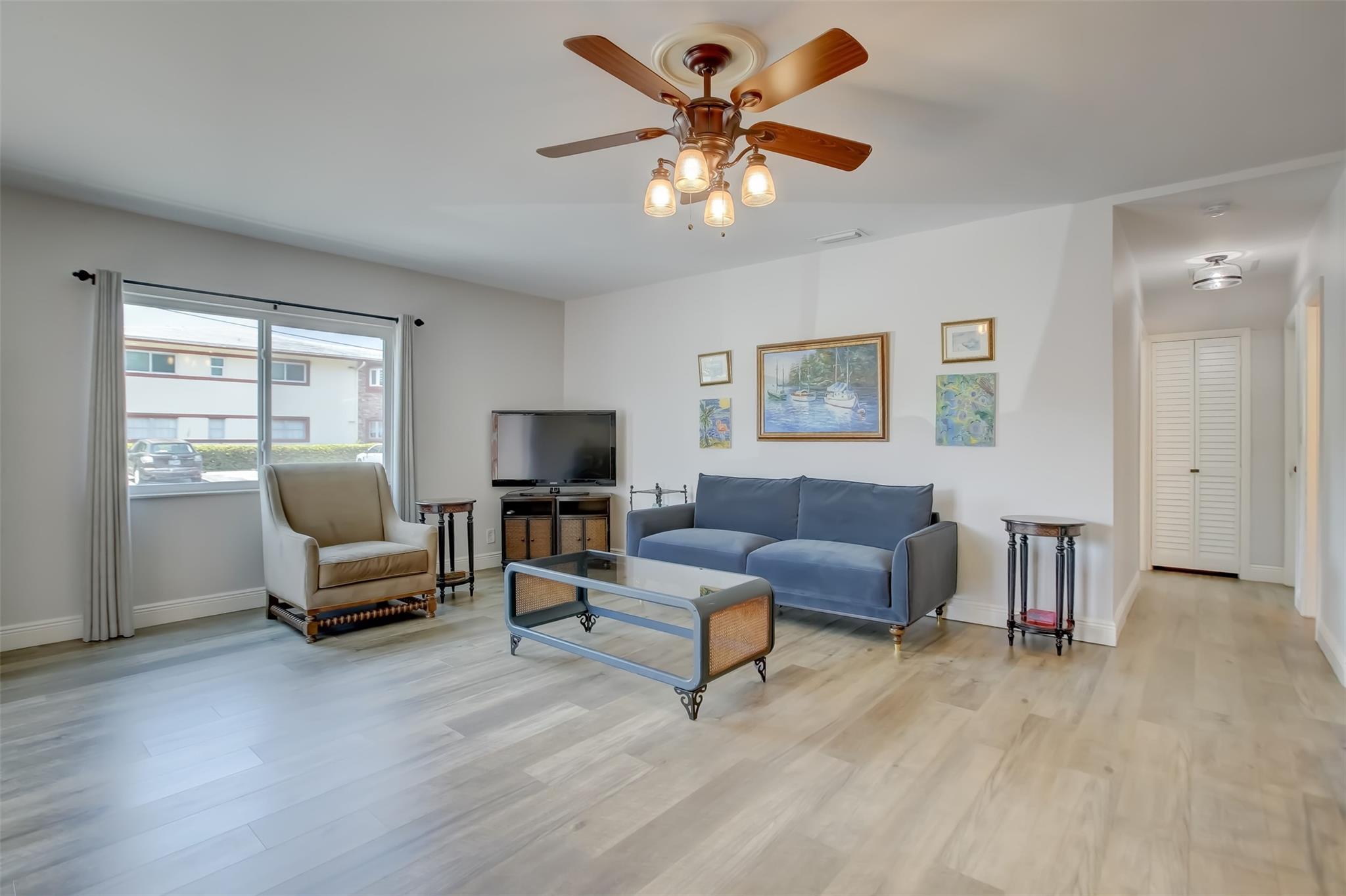 Bon Bini Condominium - Residential