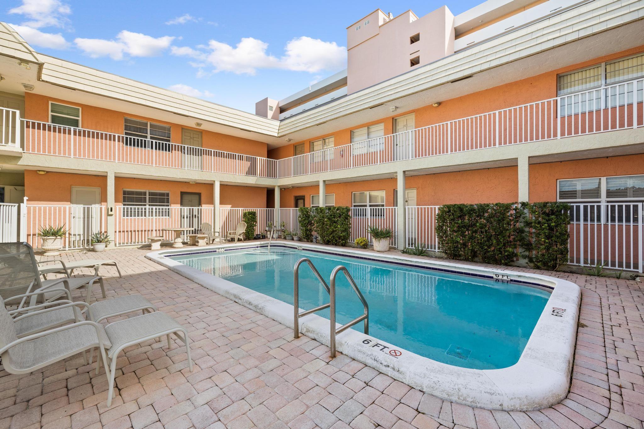 Bon Bini Condominium - Residential