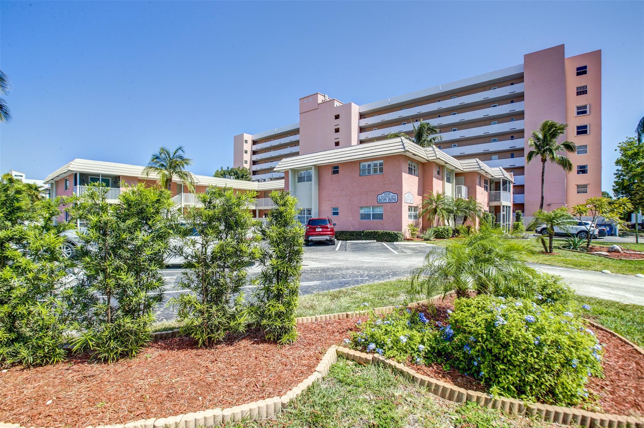 Bon Bini Condominium - Residential