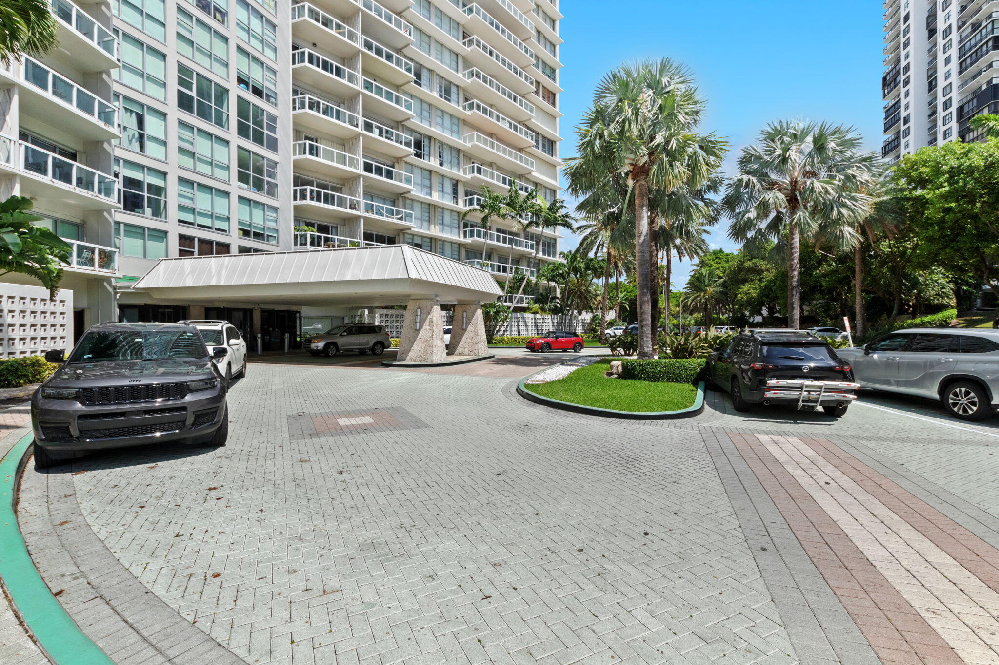 BRICKELL TOWNHOUSE CONDO - Residential Lease