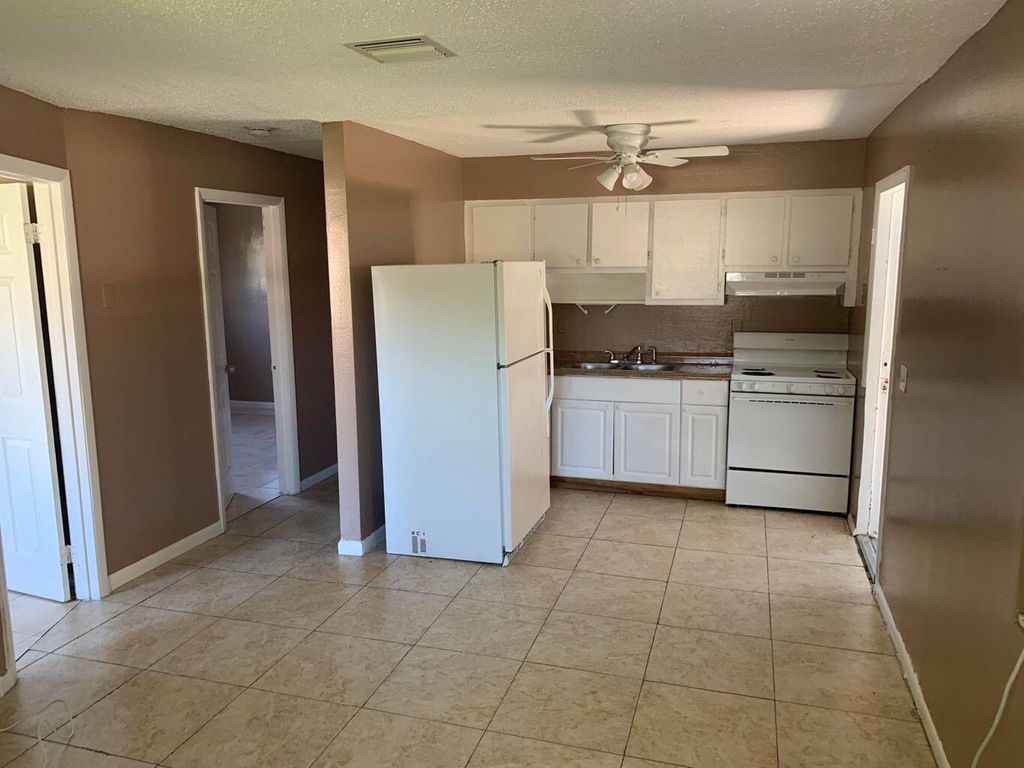 Photo of 1017 13th Street #B, West Palm Beach, FL 33401 (MLS # R11163328)