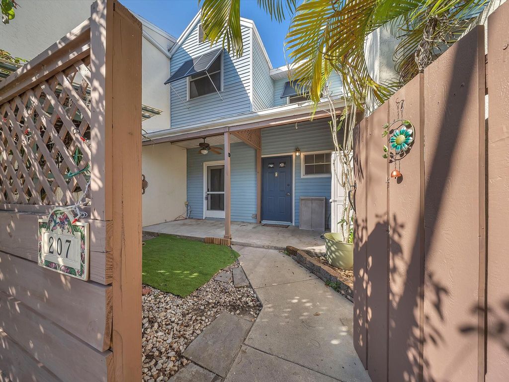 Photo of 207 E Hemingway Circle #22, Margate, FL 33063 (MLS # F10551915)